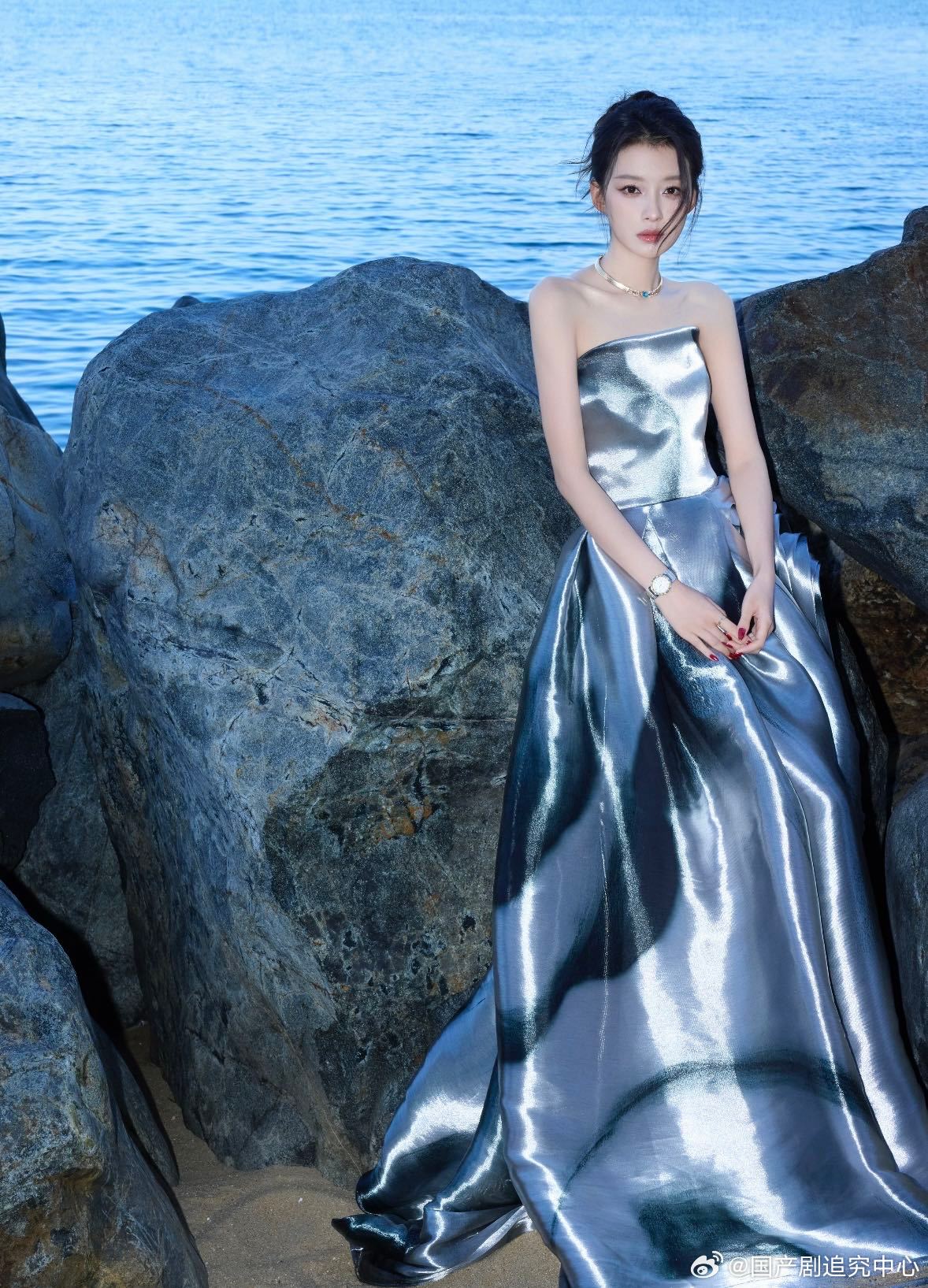 汪苏泷问孙怡上浪姐有压力吗 娱乐圈真的好小😆，汪苏泷孙怡居然这么熟，连麦互动也