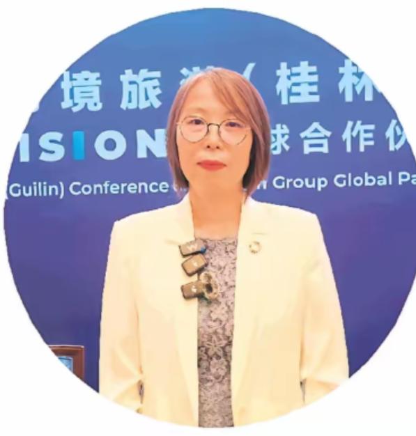 一个前外交人员、去了一个什么国际移民组织，利用自己的人脉开始在高校和各地公开宣讲
