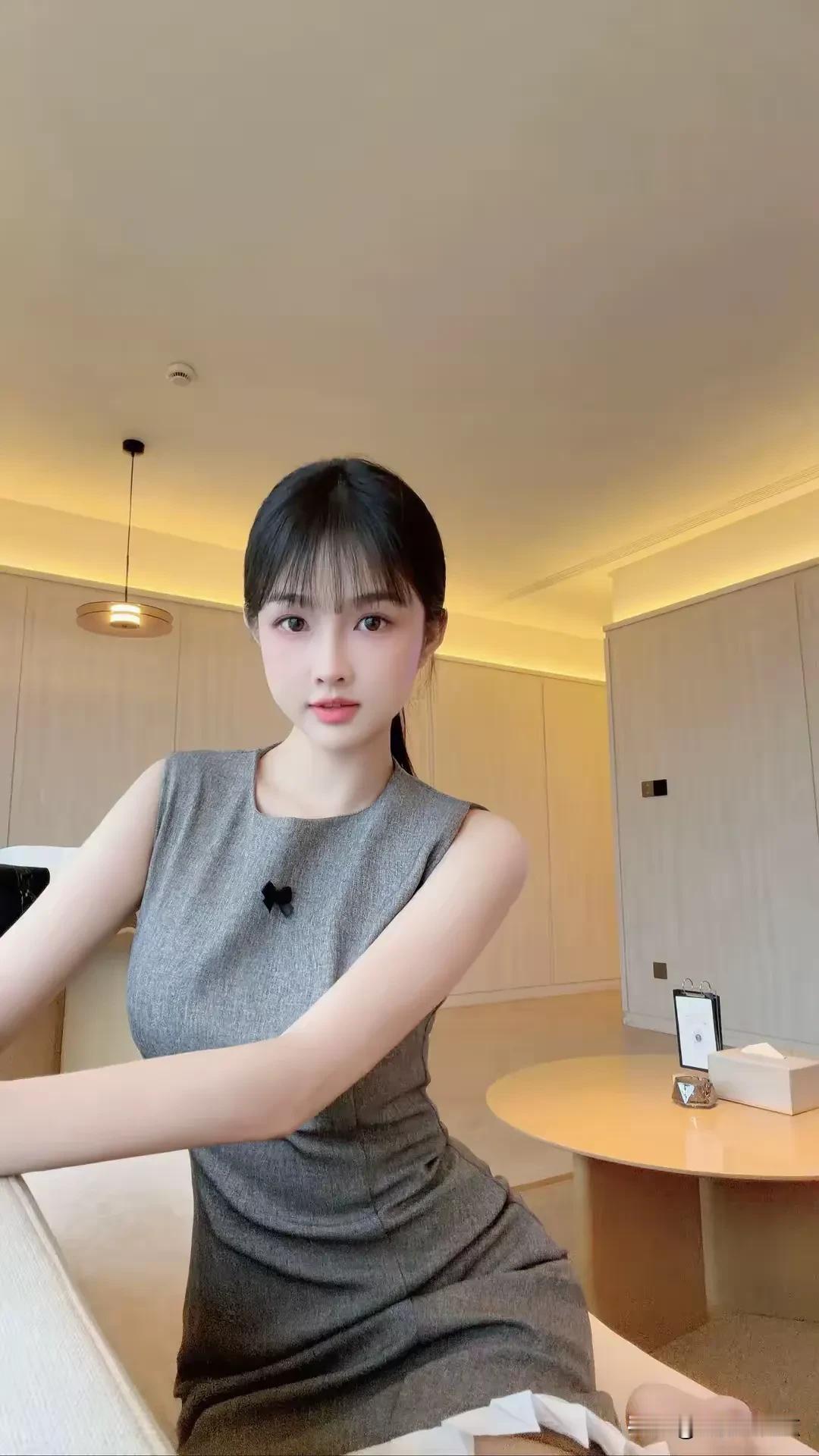 自然的，天然的美