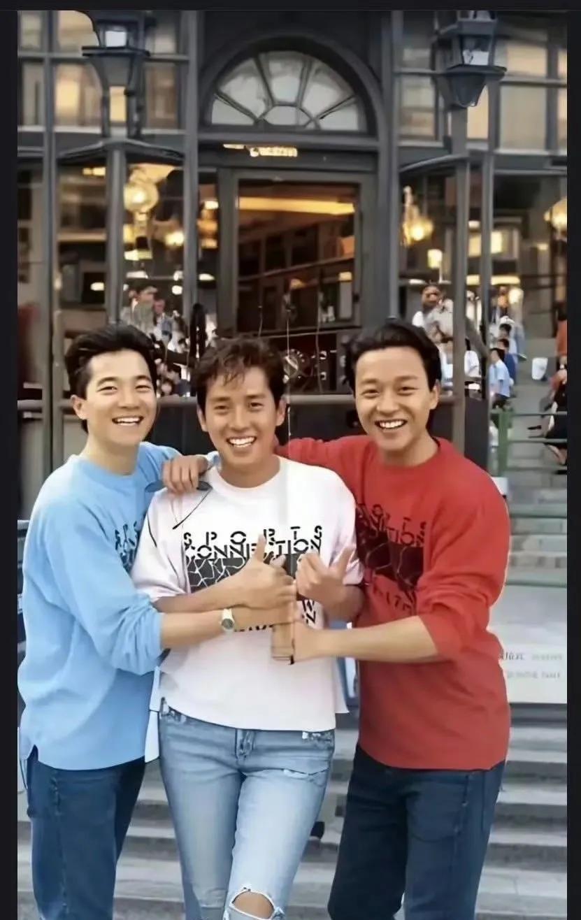 如今只剩下一个[玫瑰][玫瑰][玫瑰]