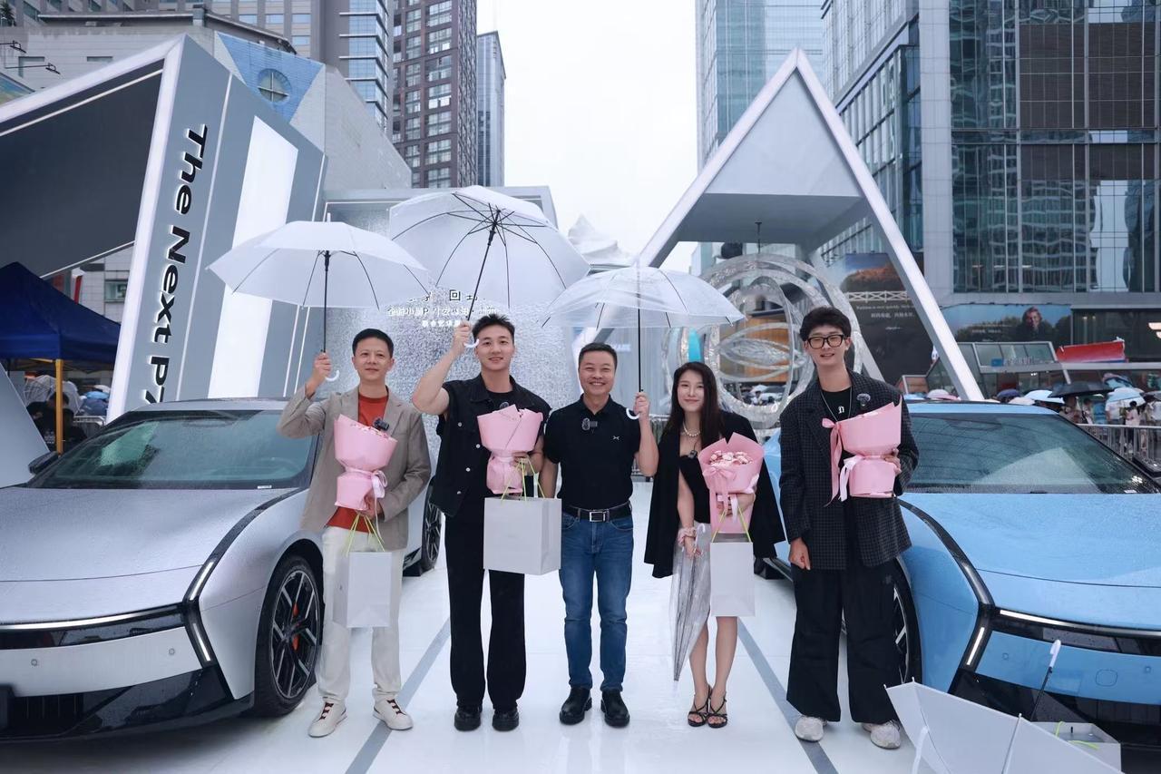 汽车行业开始“卷”老总了！8月27日，全新小鹏P7正式发布，两天以后，8月2