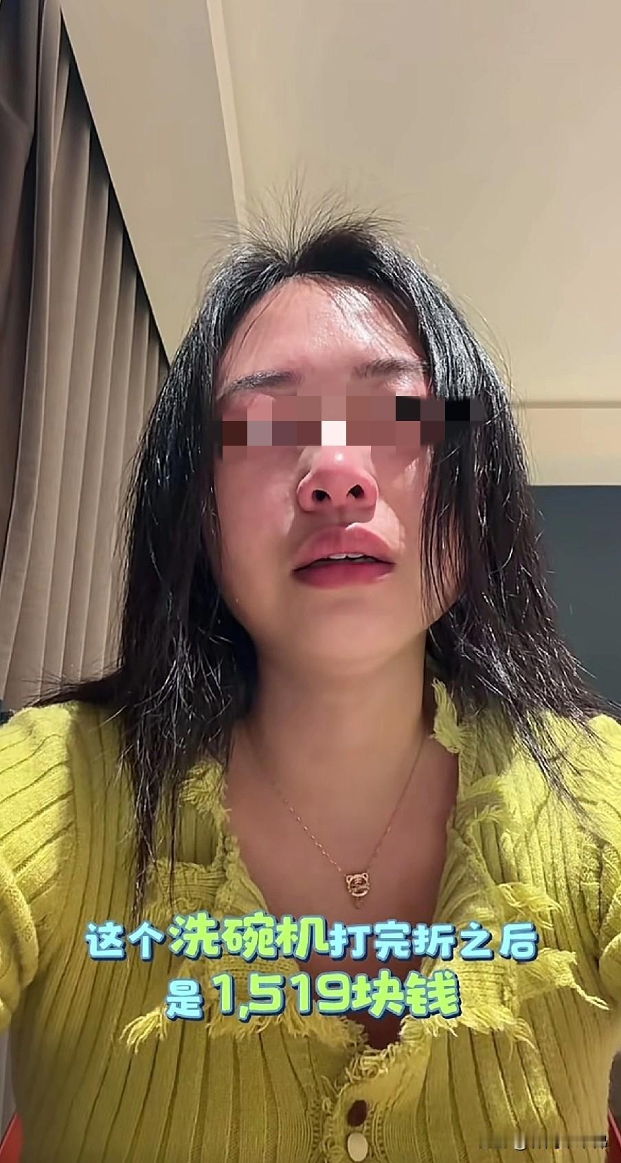 男子月入一万，却因为妻子买了一台1600的洗碗机，他嫌费水费电，愤怒之下把家砸了