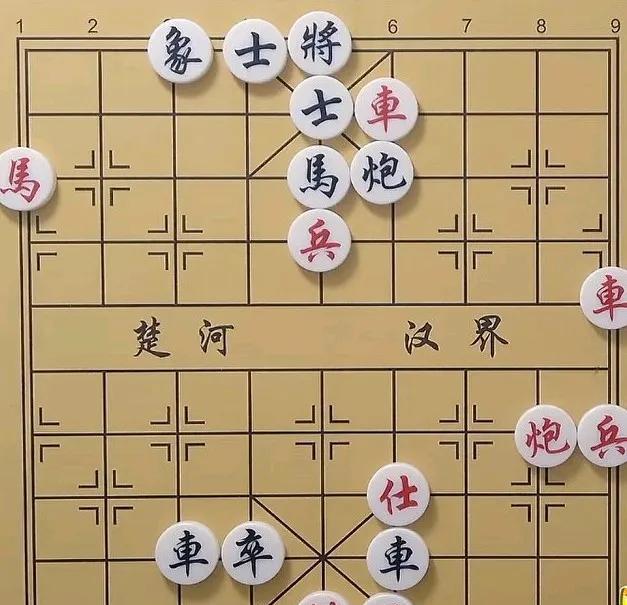 意想不到，这棋最多就是下一盘和棋，看着黑方的势力那么猛，又是怎么样和的呢？我来走