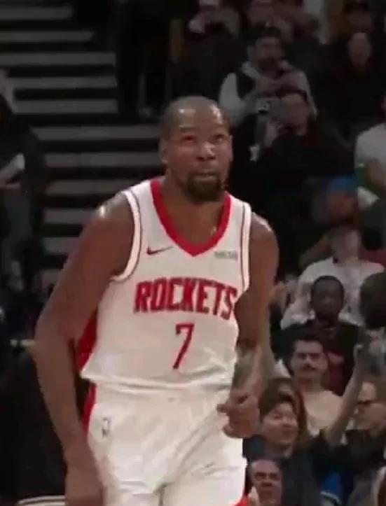 火箭今天在场正负值最高的5位球员！！！申京：35分钟，8中6，三分球2中1，罚