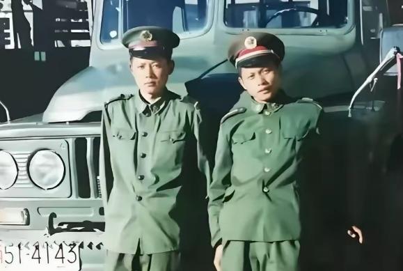 四川一军人退伍后开大车，跑车时救下一对跳河的母女，带到自己家中暂时安顿。当女人准