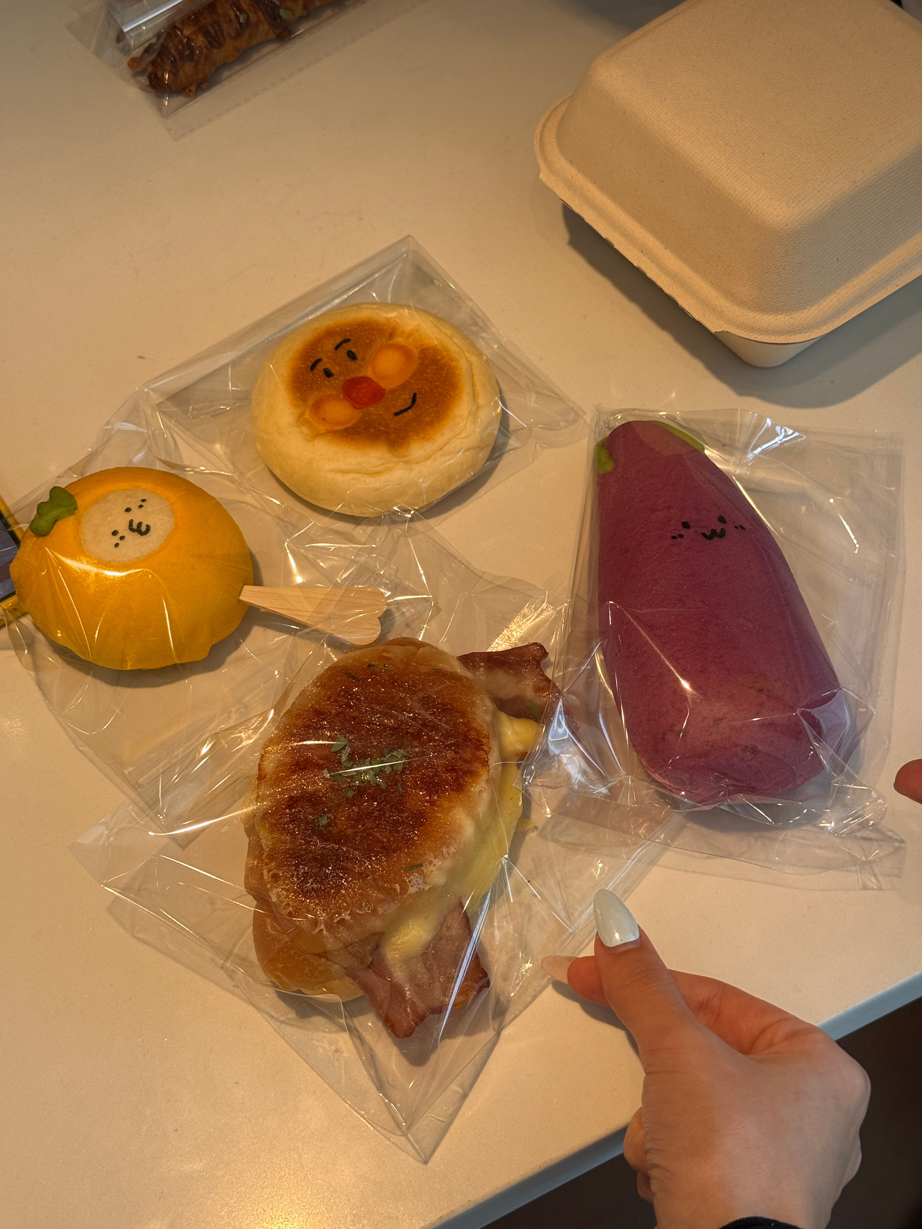 这家面包店好可爱呀