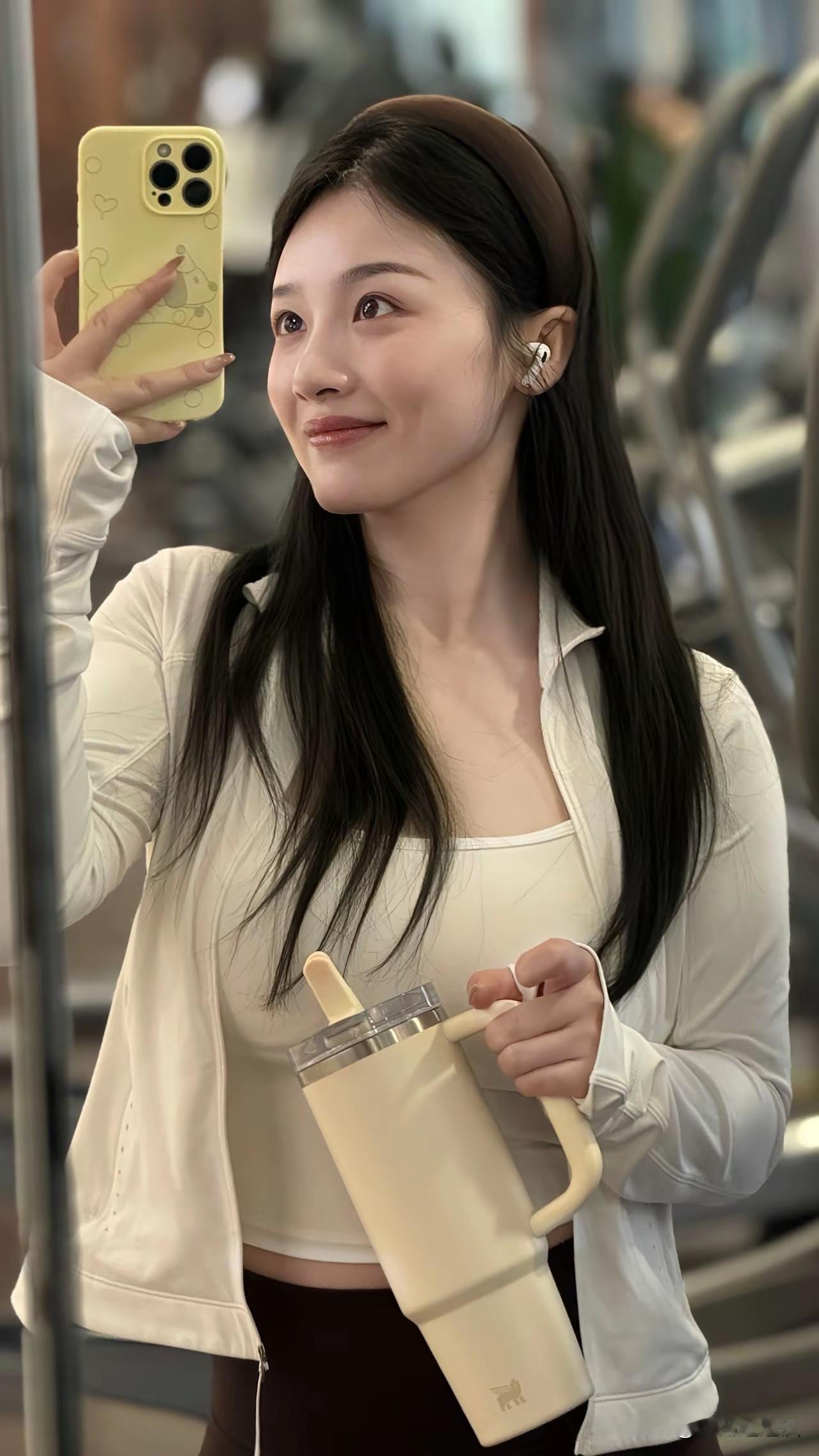 阳光灿烂的女孩最美丽！[大笑]晒图笔记大赛明媚好太阳阳光