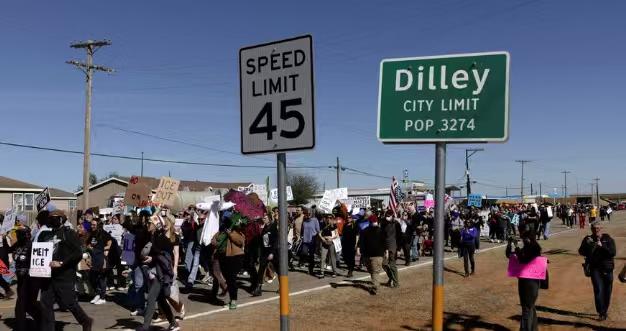 [华盛顿9日路透社]-美国国土安全部（DHS）9日宣布，在德克萨斯州的移民收容所