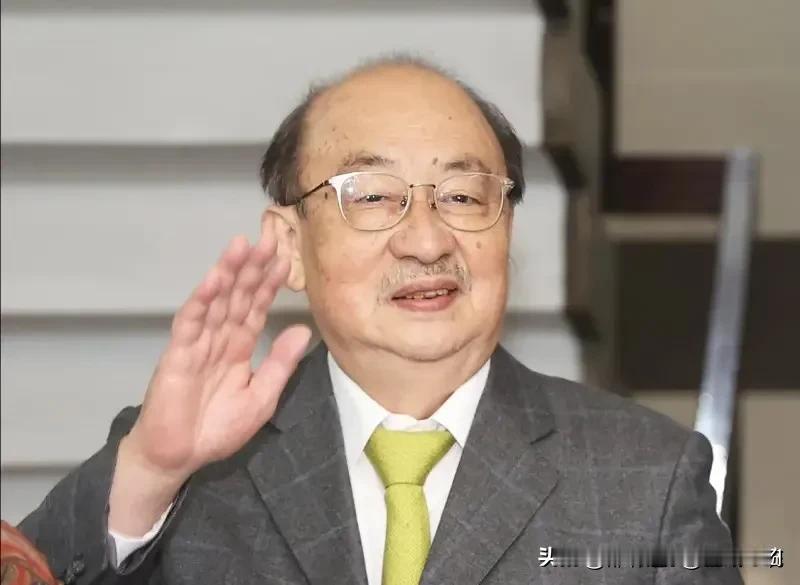 柯建铭，郭正亮预言柯建铭下一步动作。昨天，柯建铭卸任总召。自823大罢免以32