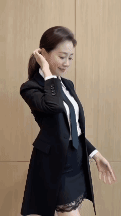 穿职业装的成熟魅力女人🌹