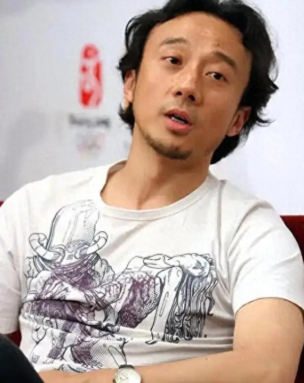 替日洗白、放弃国籍，被全网封杀的赵立新，如今的下场大快人心。2019年3月，赵