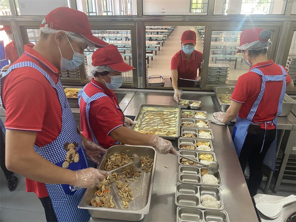 还真是下了死命令！北京北京教育局发这回一点都不含糊——所有中小学校，到2027年