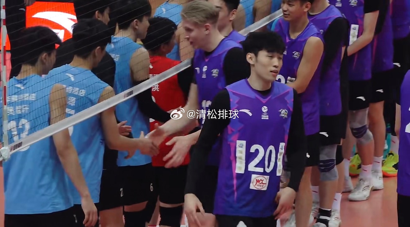 【福建男排横扫广东夺五六名首胜】2025-2026中国男排超级联赛A级总决赛五六