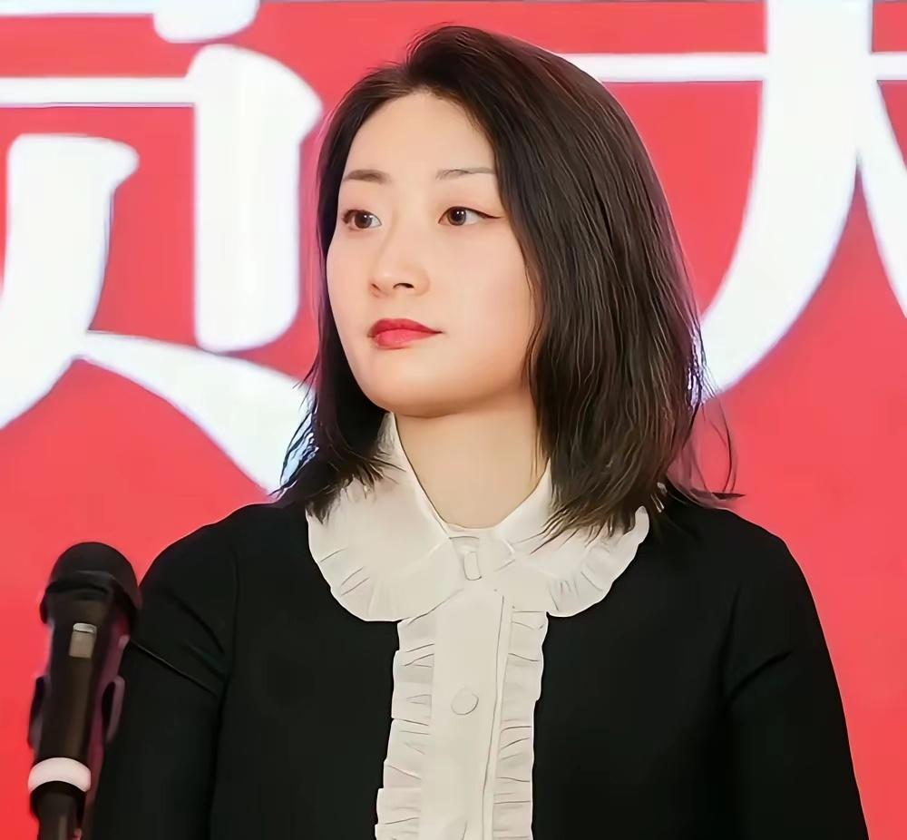 宗馥莉眼下最大难题，就是汽水新品始终卖不动。宗老在世的时候，我一直喝娃哈哈纯净水