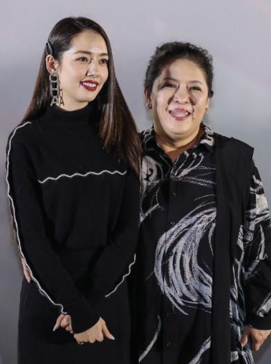 郭碧婷爸爸回应病危传言向太（陈岚）提到郭碧婷为照顾患重病的父亲常住台北，并称“