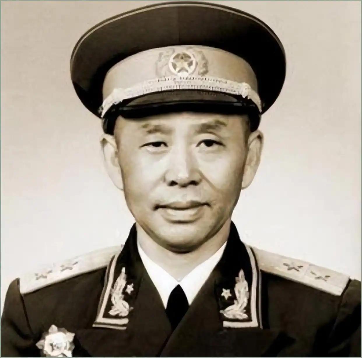 1943年，国军师长独子被俘，赵凤藻开出10挺机枪100支步枪的天价赎金，新四军