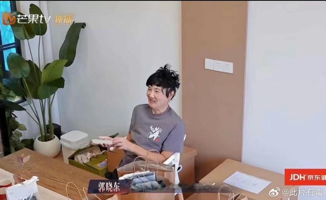 披哥真是不管孙楠死活了，啥雷霆造型都往外播啊哈哈哈哈哈哈哈网友：一开始我还以为