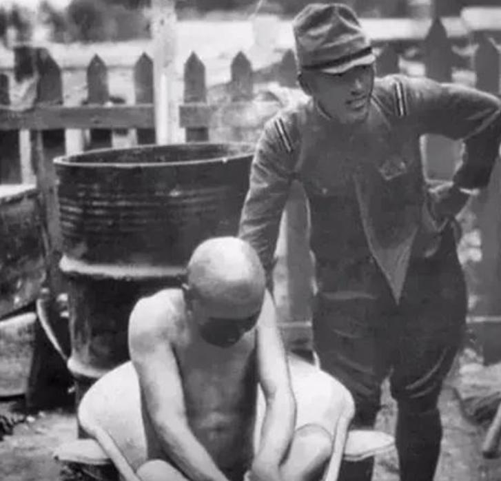 1940年，日军屠杀村民后洗澡，接下来发生的事让人震惊！1931年，东北