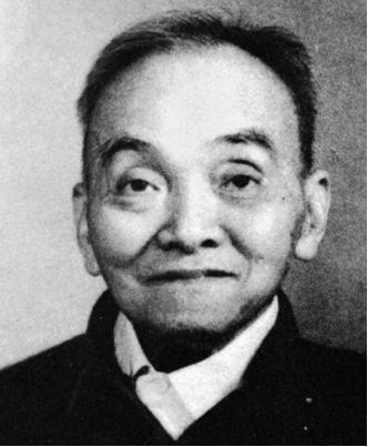 ☁1949年4月，国民党少将范纪曼要被执行死刑，临刑前，他说要上个厕所，但