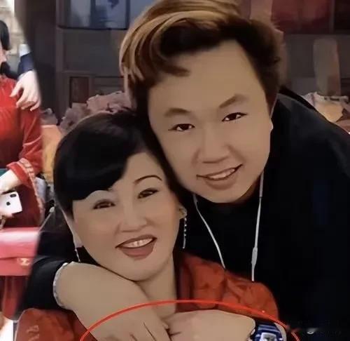 蔡天凤的案件，近日还在审理中，貌似也结束了，只是不知道凶手到底是怎么判的。所