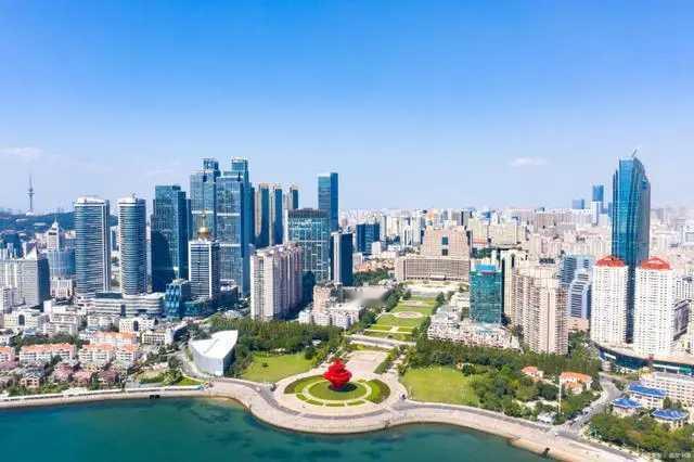 山东成中国最硬核制造大省,真不是吹的。在中国经济版图里,它稳坐“第三把交椅”,连