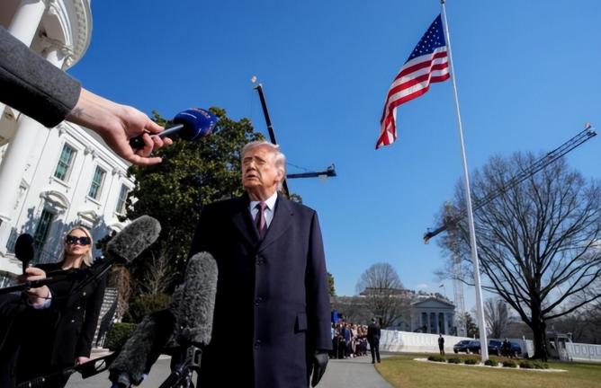 伊朗第13轮反击打破美军神话，美指挥中心被炸，军中出现伤亡，当前局势远超特朗普预