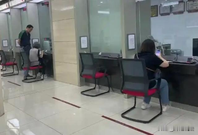 长春，20多年前，韩女士在银行存款100万，后来取走了40万，存折里还有60万。