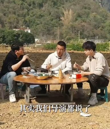 已经很少关注东方甄选的消息了，除非上热搜。最近因为小孙的离职，东方甄选又上了