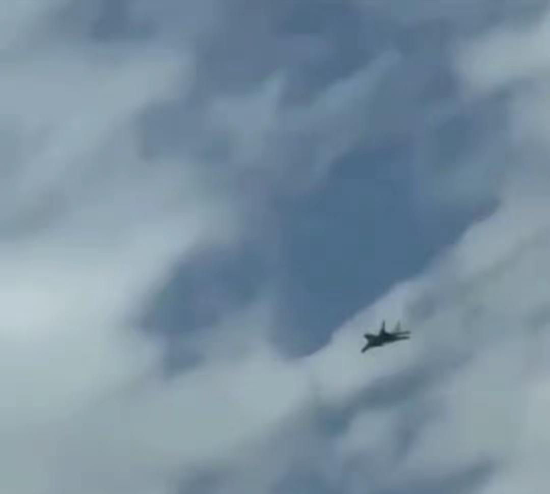 这次伊朗有所进步了，记得去年以军首先发难轰炸军事目标，伊朗的天空只见F35，完全