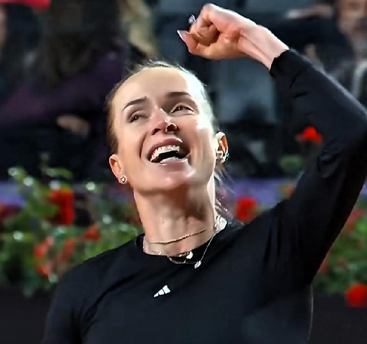 莱巴金娜止步于罗马站八强。今天凌晨，WTA1000罗马站1/4决赛压轴好戏，莱