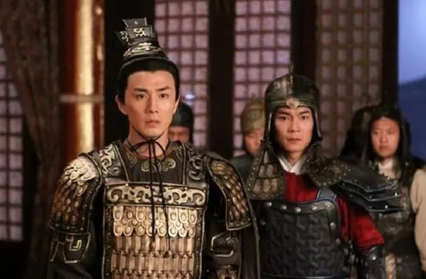 710年，李隆基得知他大哥李成器辞让太子之位给自己，便带着一个长枕头和一床大被子