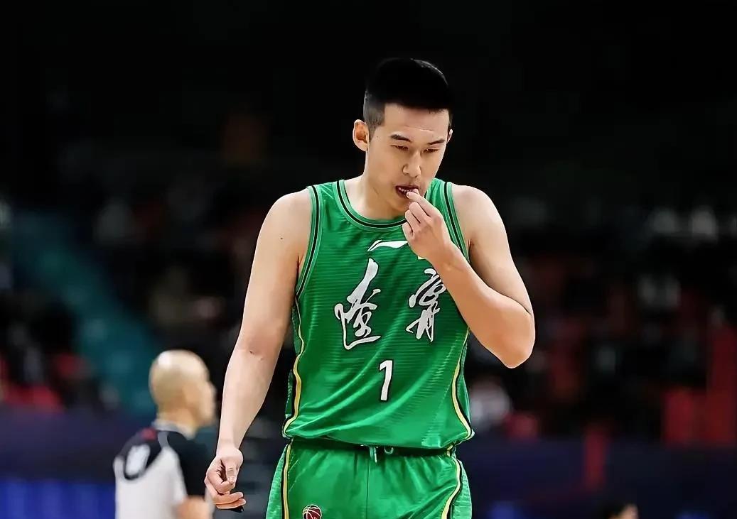 付豪完爆范子铭！辽宁险胜北京背后：谁还敢提换人？玄冥二老退役后他扛大旗！