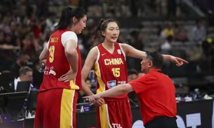 中国女篮两连胜结束热身赛！有5位球员或难继续留队。1.翟若云每场都机会出场