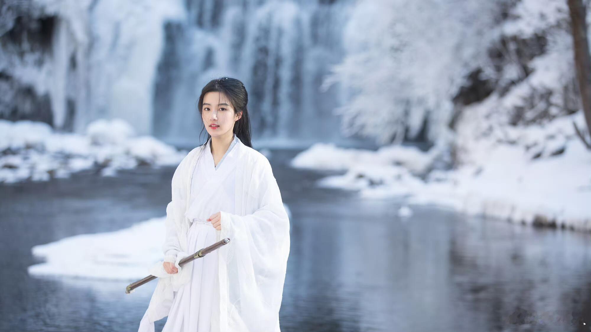 我敢肯定你绝对没看过卢昱晓这组照片