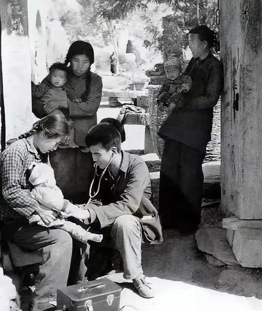 1965年，72岁的毛主席听完卫生部长汇报后，罕见地发了大火。为啥？因为数据
