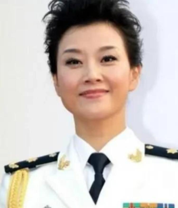 她亲手把18岁的小保姆送进了监狱，一判就是12年，而这个保姆还是自己的老乡，人的