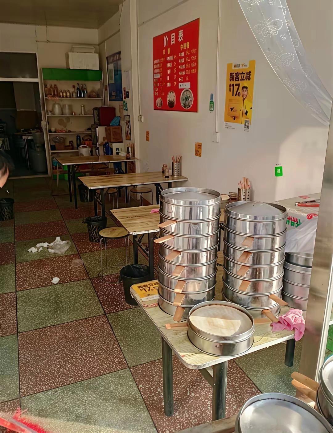 这样的小店一年赚多少