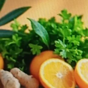 家人们，肝不好的可得上点心啦！据说每天喝一杯某种饮品肝脏能慢慢变好。就像常见的枸