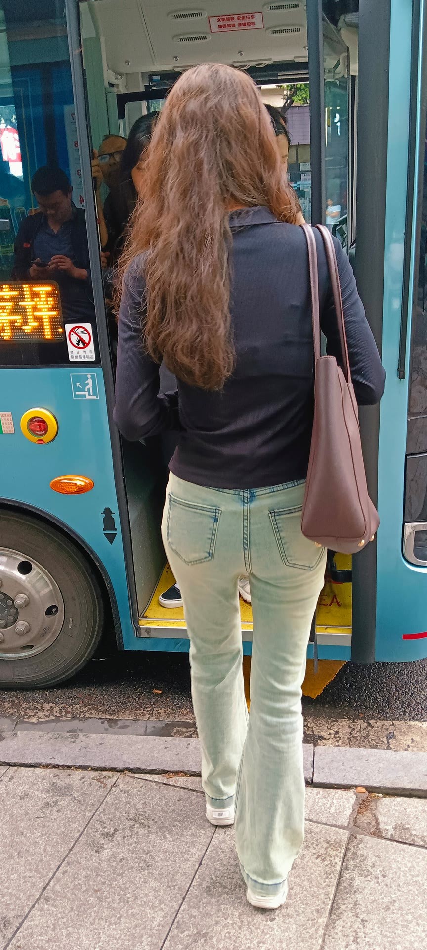 这身材，让我想起了古希腊雕塑中的女神们🏛️​​​
