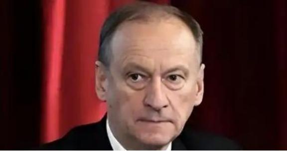 美为何不跟中国打？曾经德国军事专家的一番话，回答了这个问题，他直言，如今中国的军
