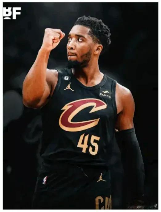 克星！！东部半决赛骑士主场112-121爆冷输给步行者！！！米切尔：33分5篮