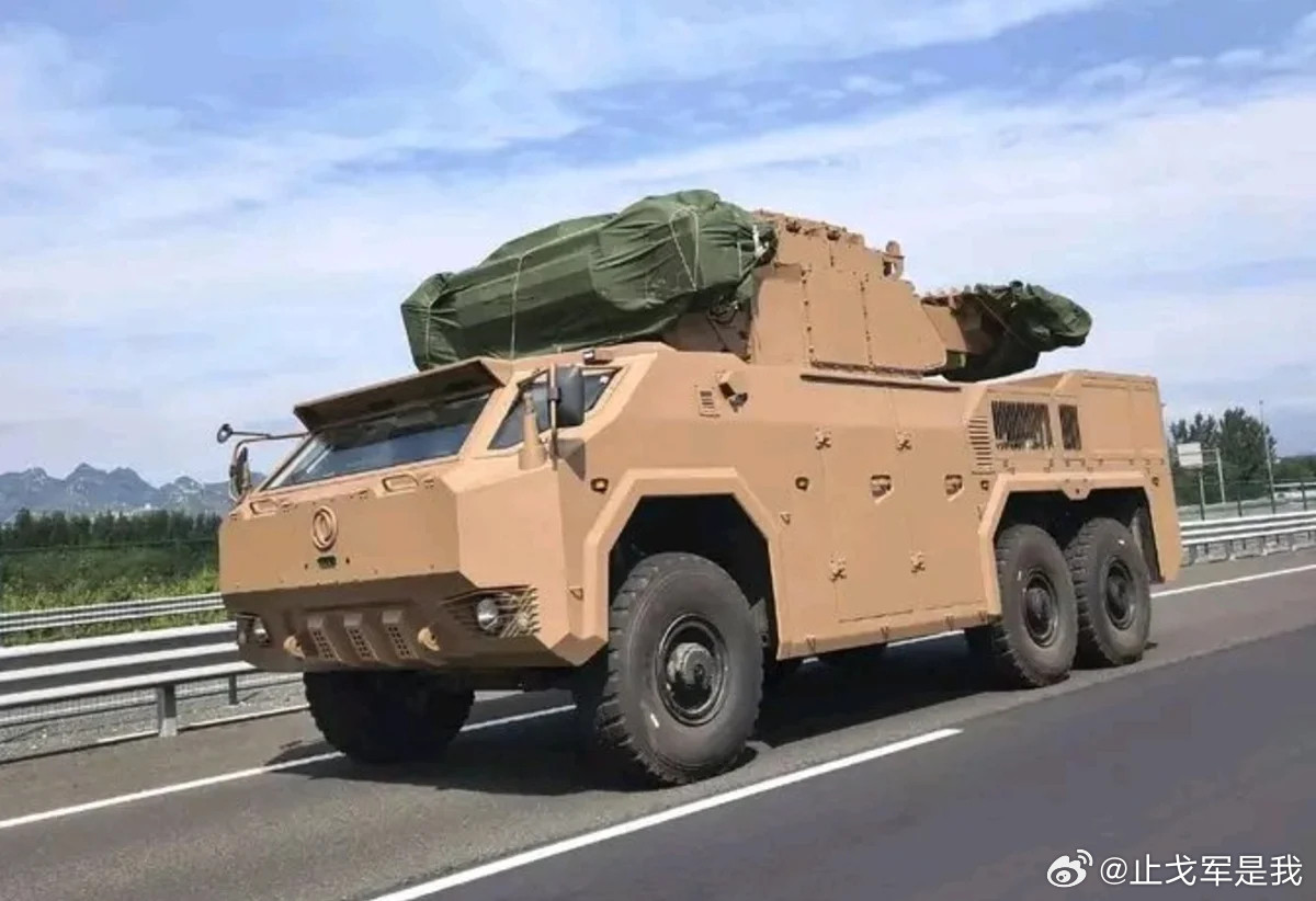 中国HQ-17涂上阿尔及利亚迷彩，托尔的中国版，真要去北非了2026年9月25日