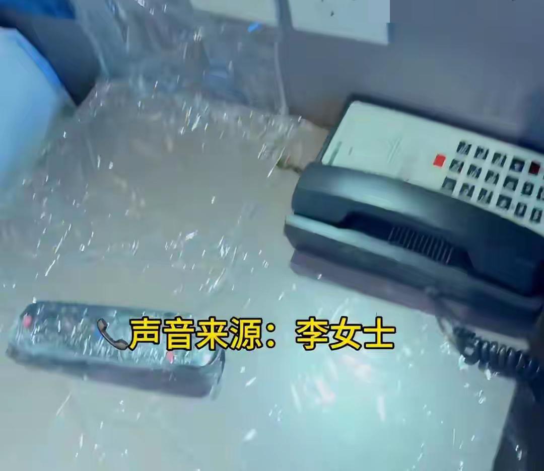 真讲究!山东青岛，一位李女士晒出自己住酒店的场景，房间里只要能接触的地方都裹上了