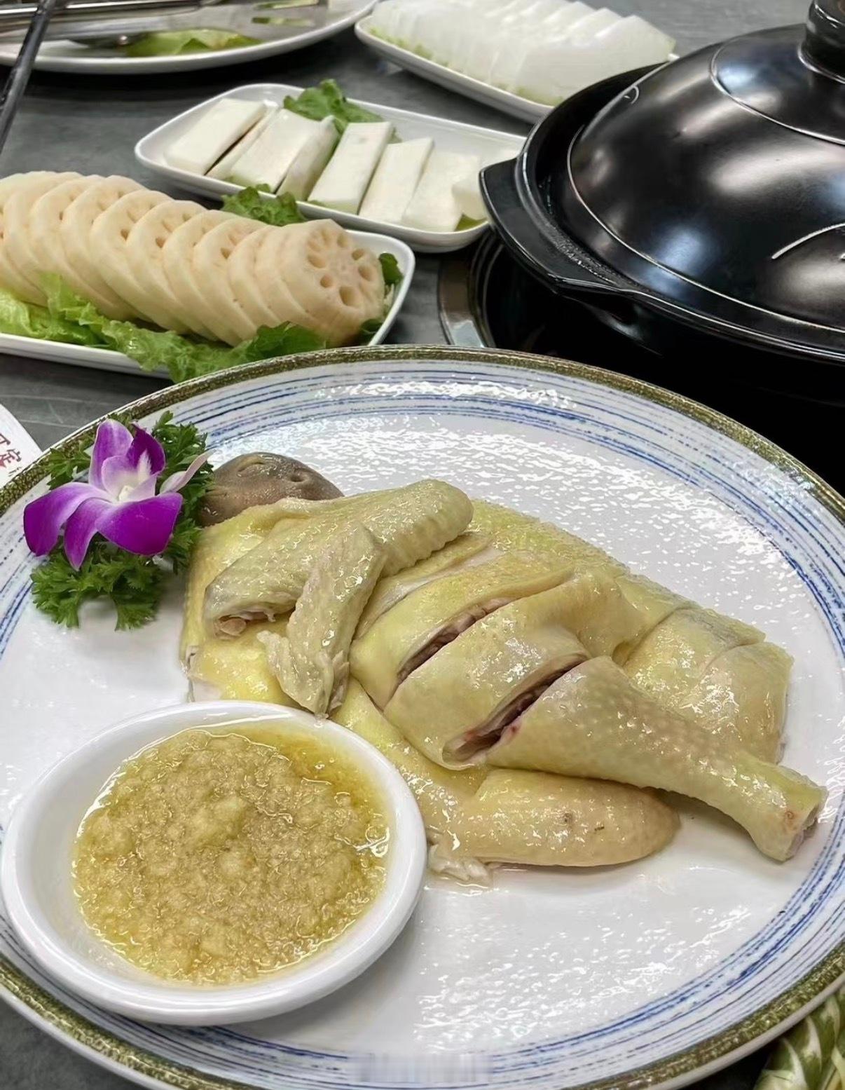作为一个减肥成功的人，我感觉减脂最难受的其实不是少吃，而是天天吃自己不想吃的东西