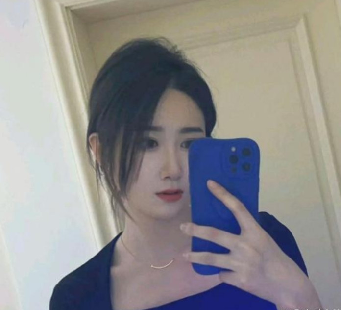 这位姑娘长这么漂亮，放现在的剧里，高低得是个女主吧