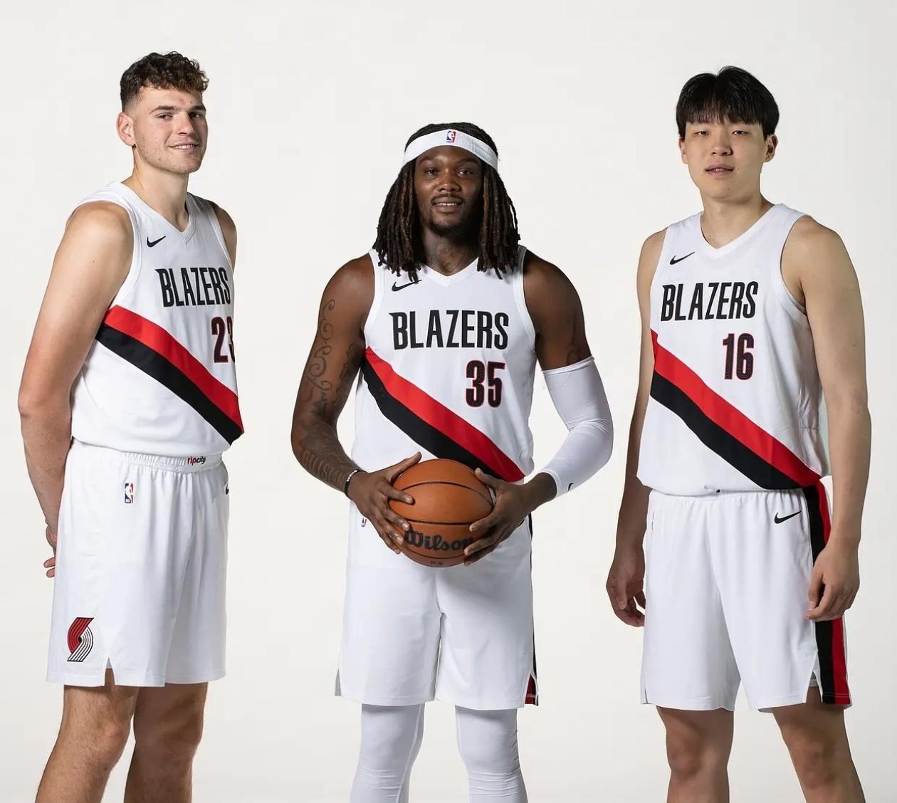 车轮战！开拓者三大中锋轮流消耗文班亚马！开拓者即将在接下来的季后赛中对阵常规