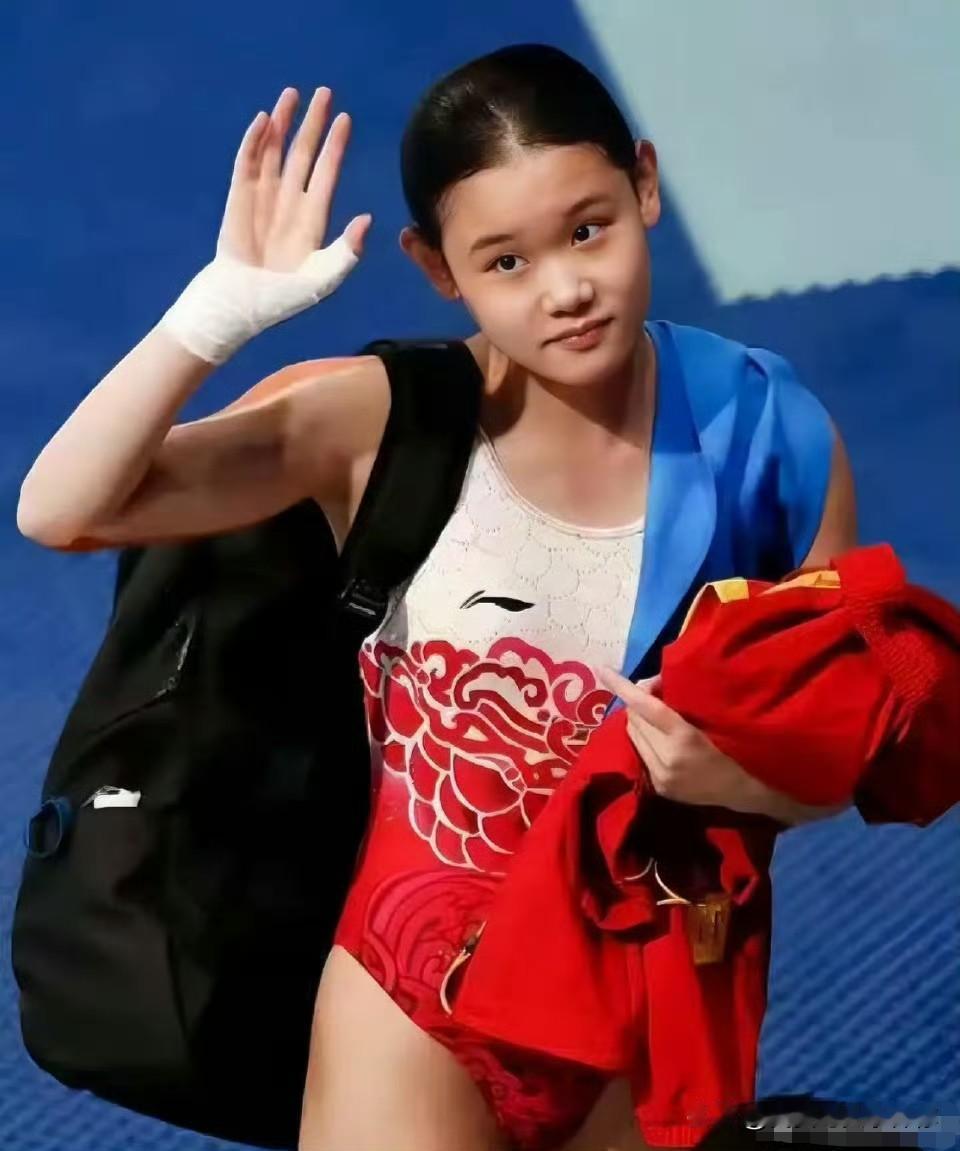 张家齐的比赛，几乎每次都会撞上生理期。她最近聊到这个事，很坦白，说就是硬扛