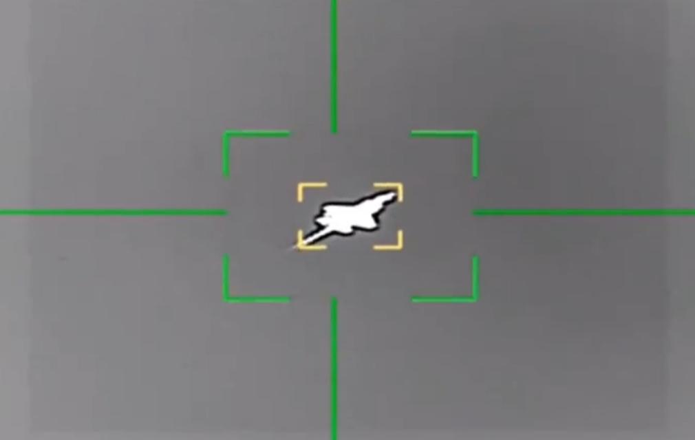 “美国败局已定！”当地时间2026年3月19日，美国有线电视新闻网报道，一架F-