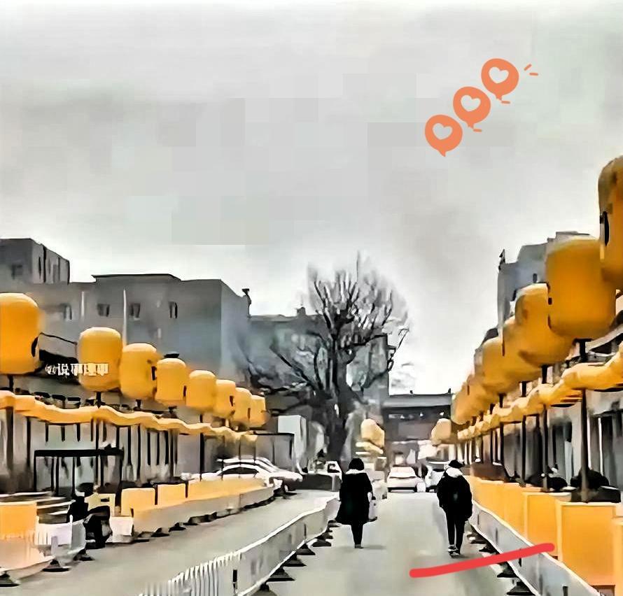 又谁整出来的幺蛾子？！挂了几千年的红灯笼，今年突然有人告诉你“不吉利”，要换成