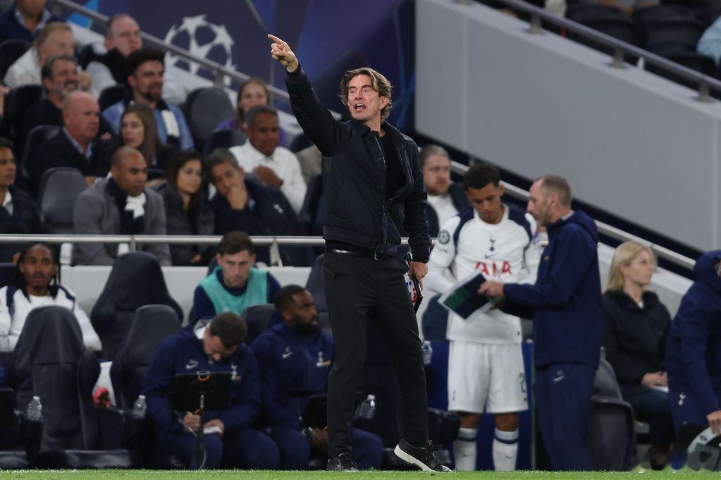 热刺球迷确实比较挑剔，尽管约翰逊上赛季进了18个球，7次助攻，总计25次参与进球